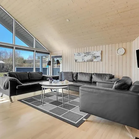 Holiday home Awesome In Vaeggerlose With Sauna