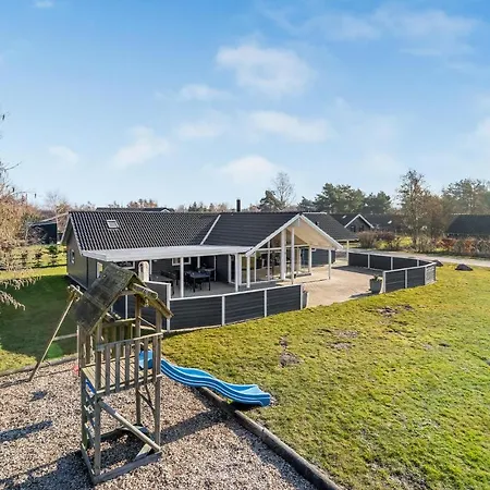 Four-bedroom In Vaggerlose *